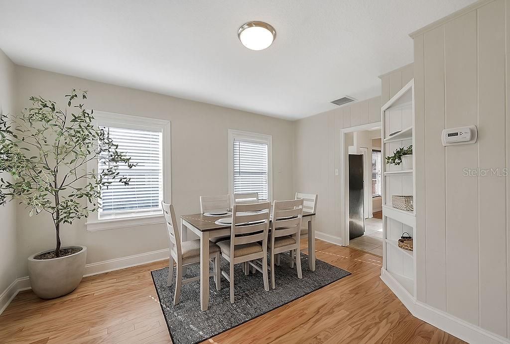 Photo of 308 N Gomez Avenue, Tampa, FL 33609 (MLS # TB8464430)