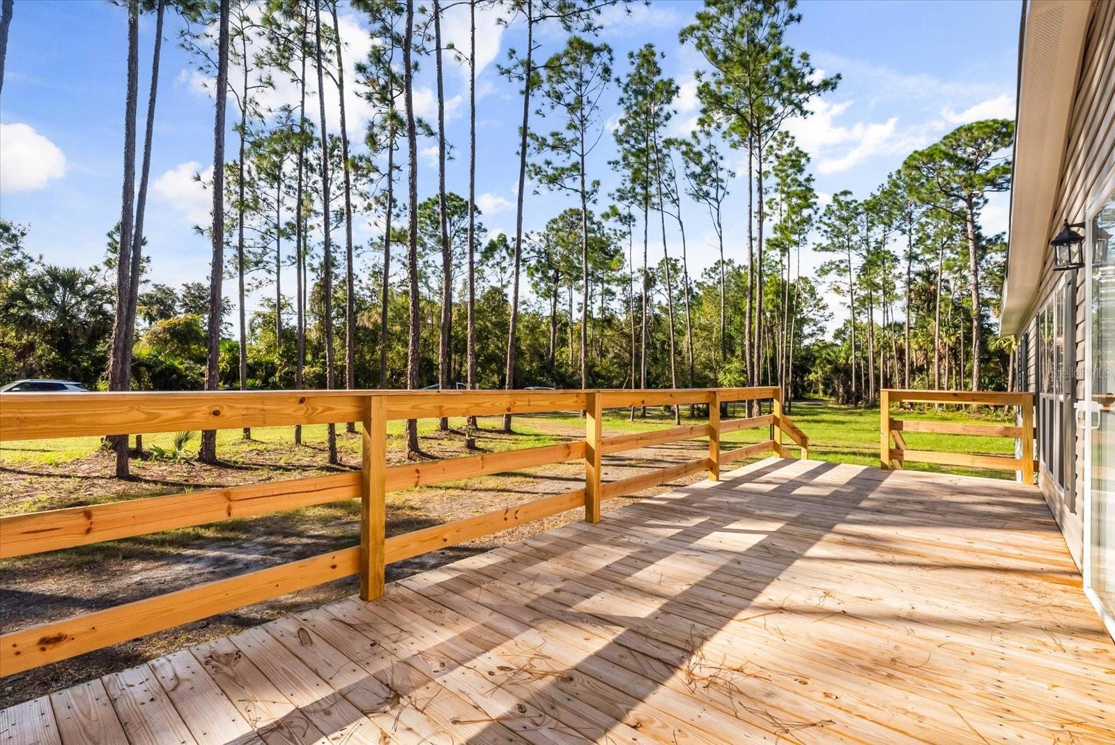 MULLET LAKE RETREAT 5 ACRE DEV - Residential