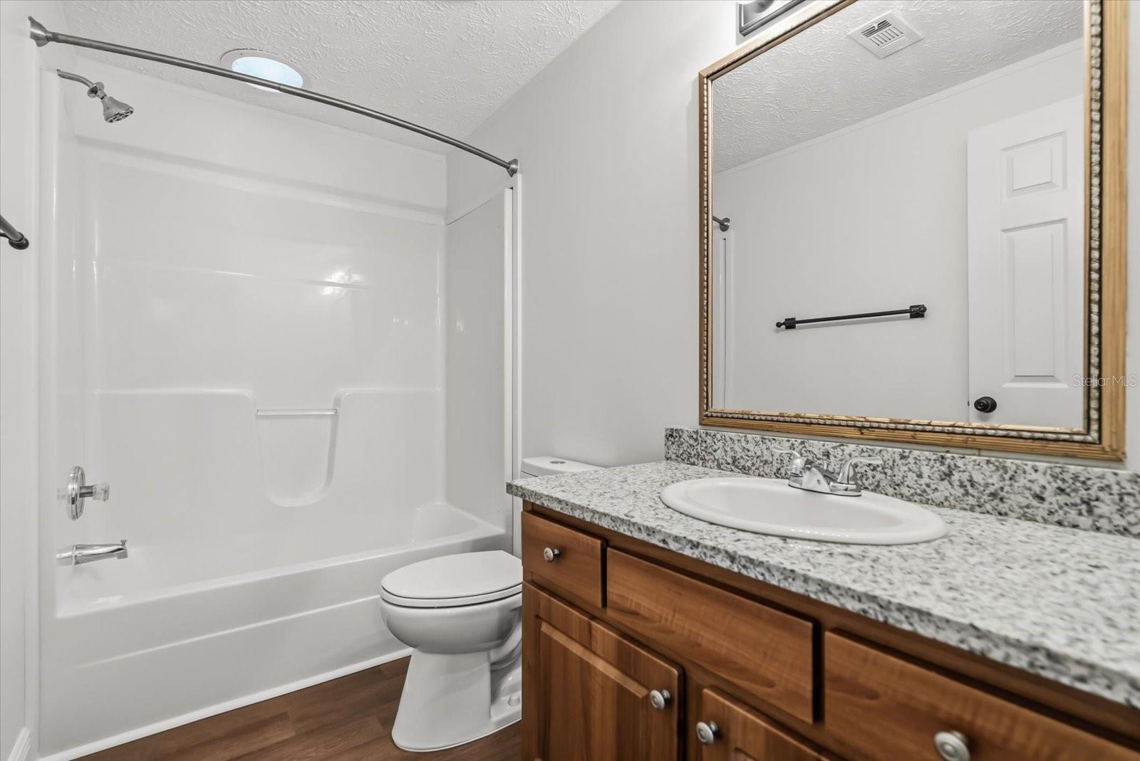 MULLET LAKE RETREAT 5 ACRE DEV - Residential