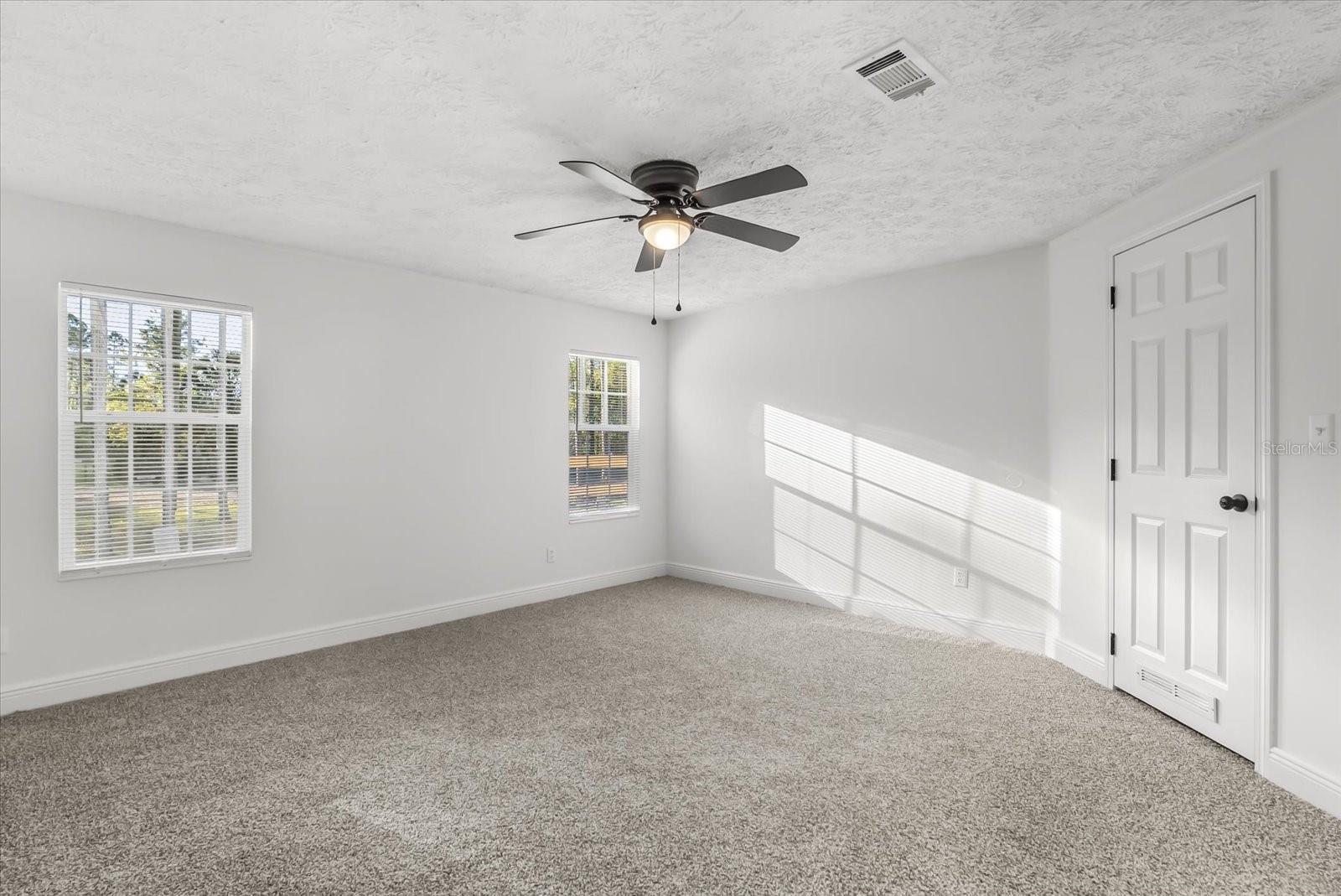 MULLET LAKE RETREAT 5 ACRE DEV - Residential