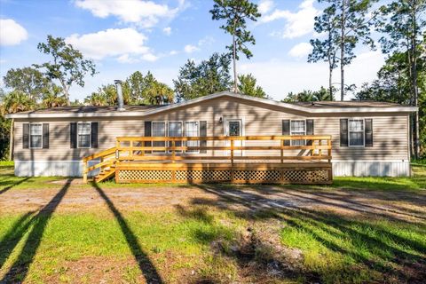 Photo of 1785 Marsh Way, Geneva, FL 32732 (MLS # O6352954)