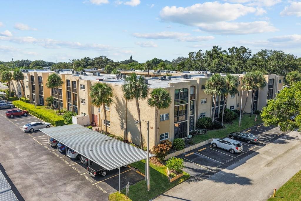 WATERS EDGE 3 CONDO - Residential