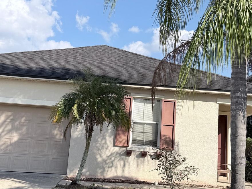 Single family home, freshly painted and new flooring