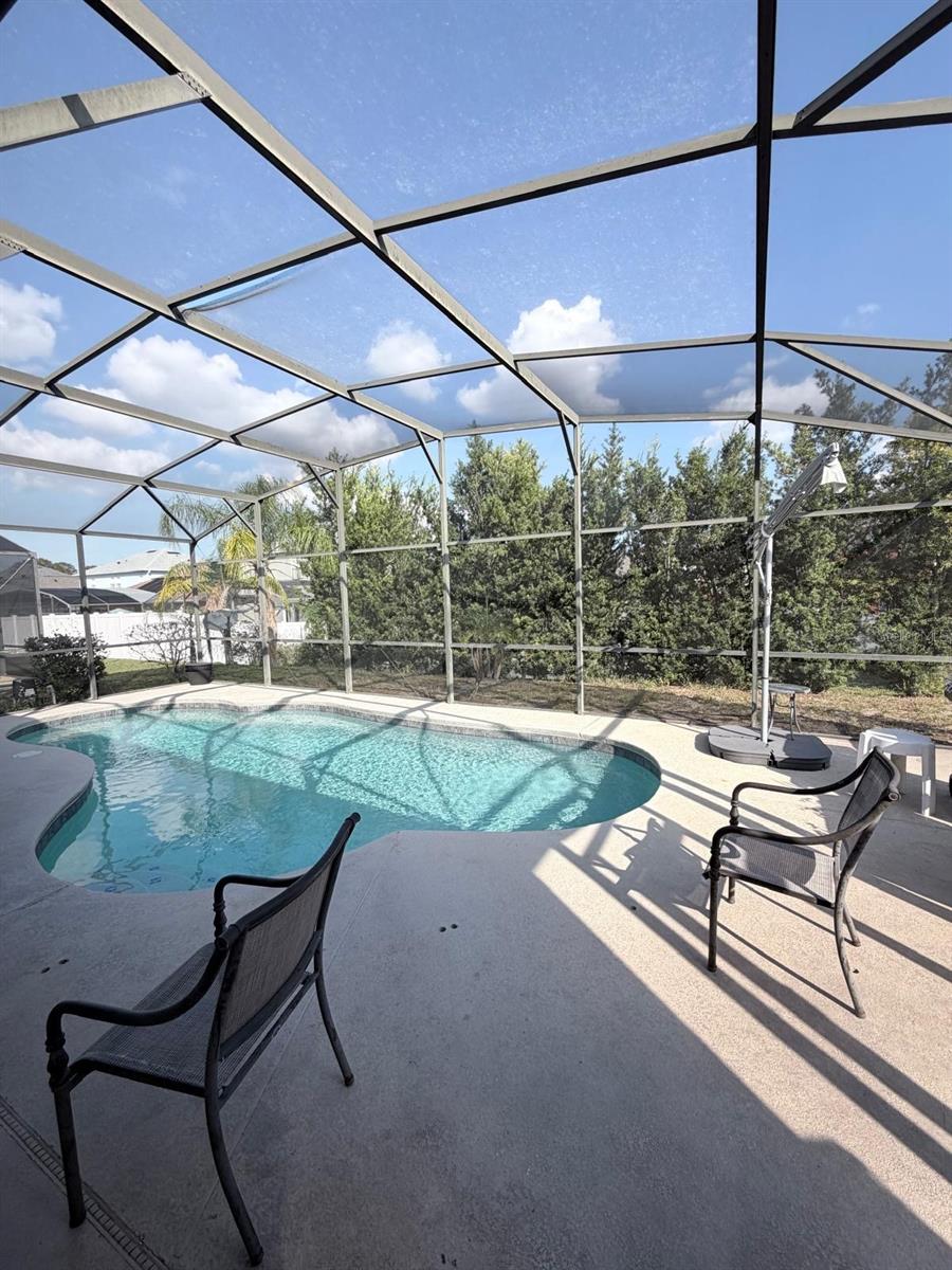 WINDWOOD BAY PH 01 - Residential Lease