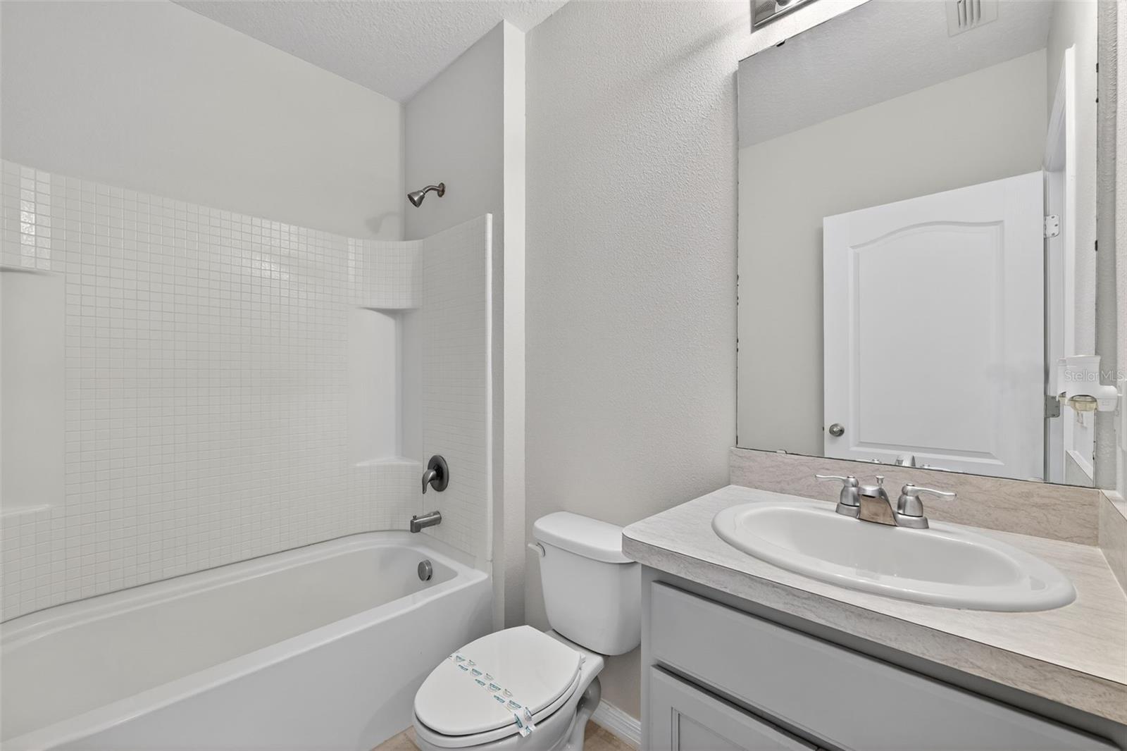 SQUIRES GROVE - Residential