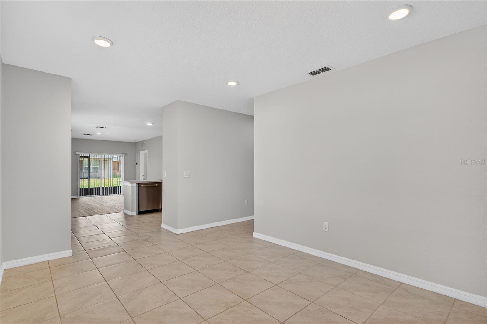 SQUIRES GROVE - Residential