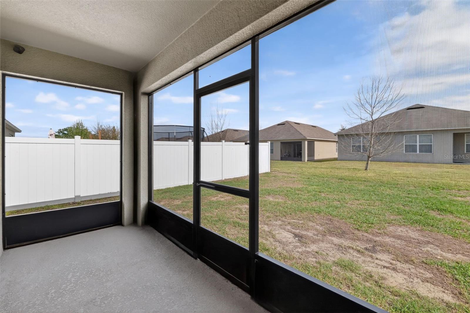 SQUIRES GROVE - Residential