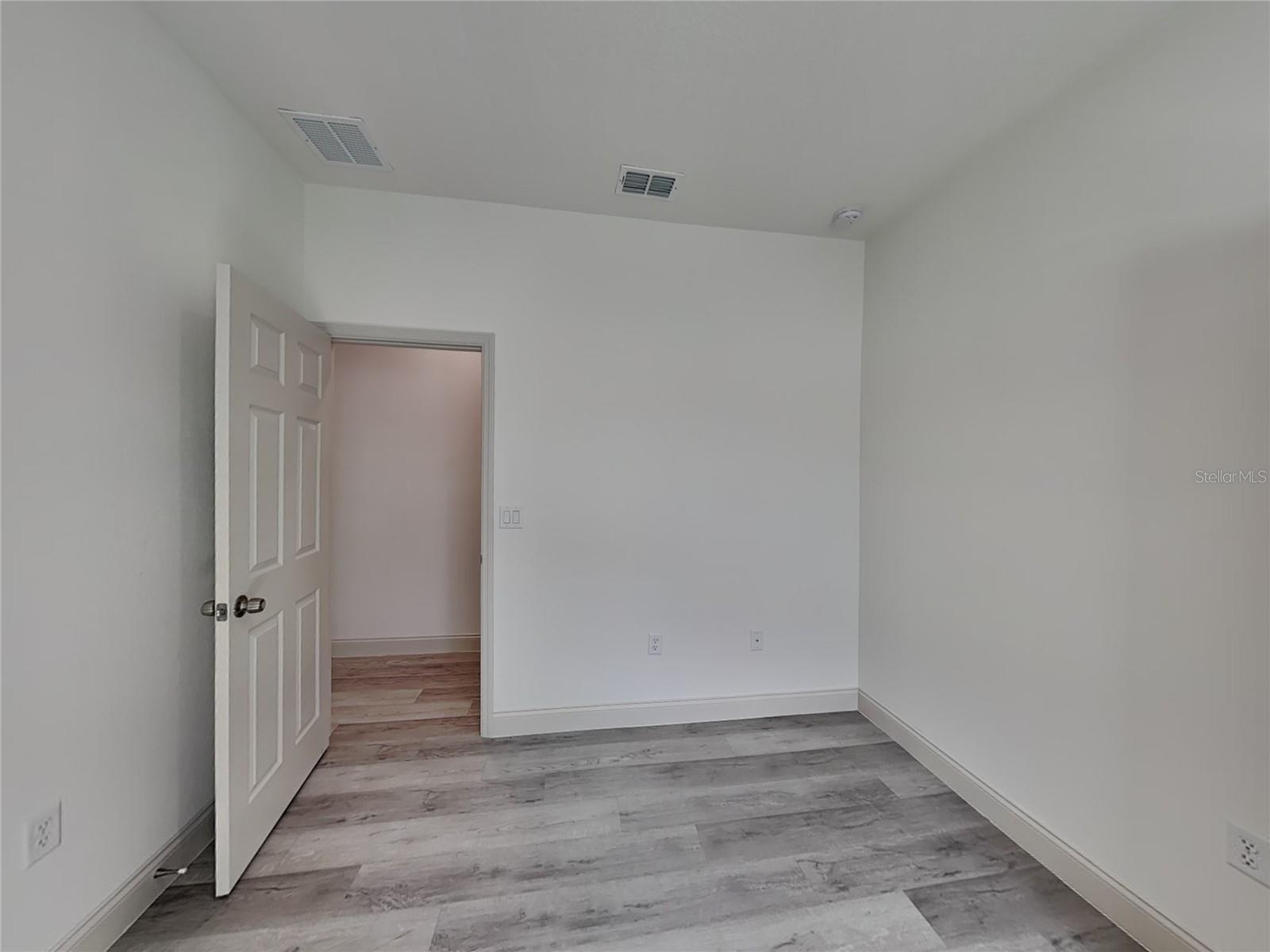 CITRUS SPGS UNIT 14 - Residential Lease