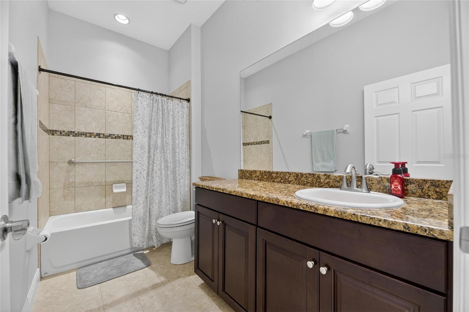 MIRABAY PH 3C-1 - Residential