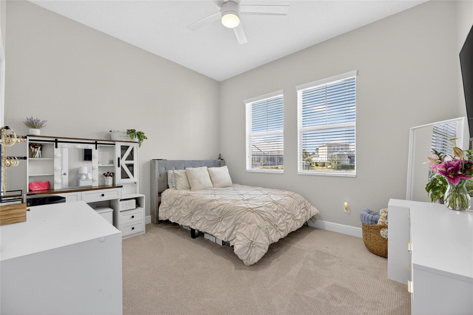 MIRABAY PH 3C-1 - Residential