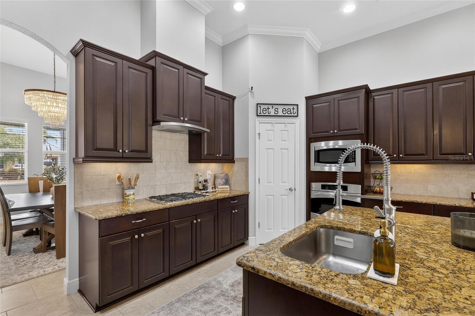 MIRABAY PH 3C-1 - Residential