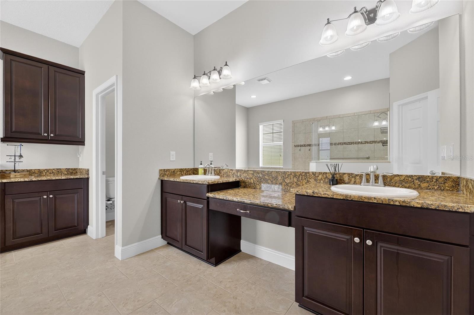 MIRABAY PH 3C-1 - Residential