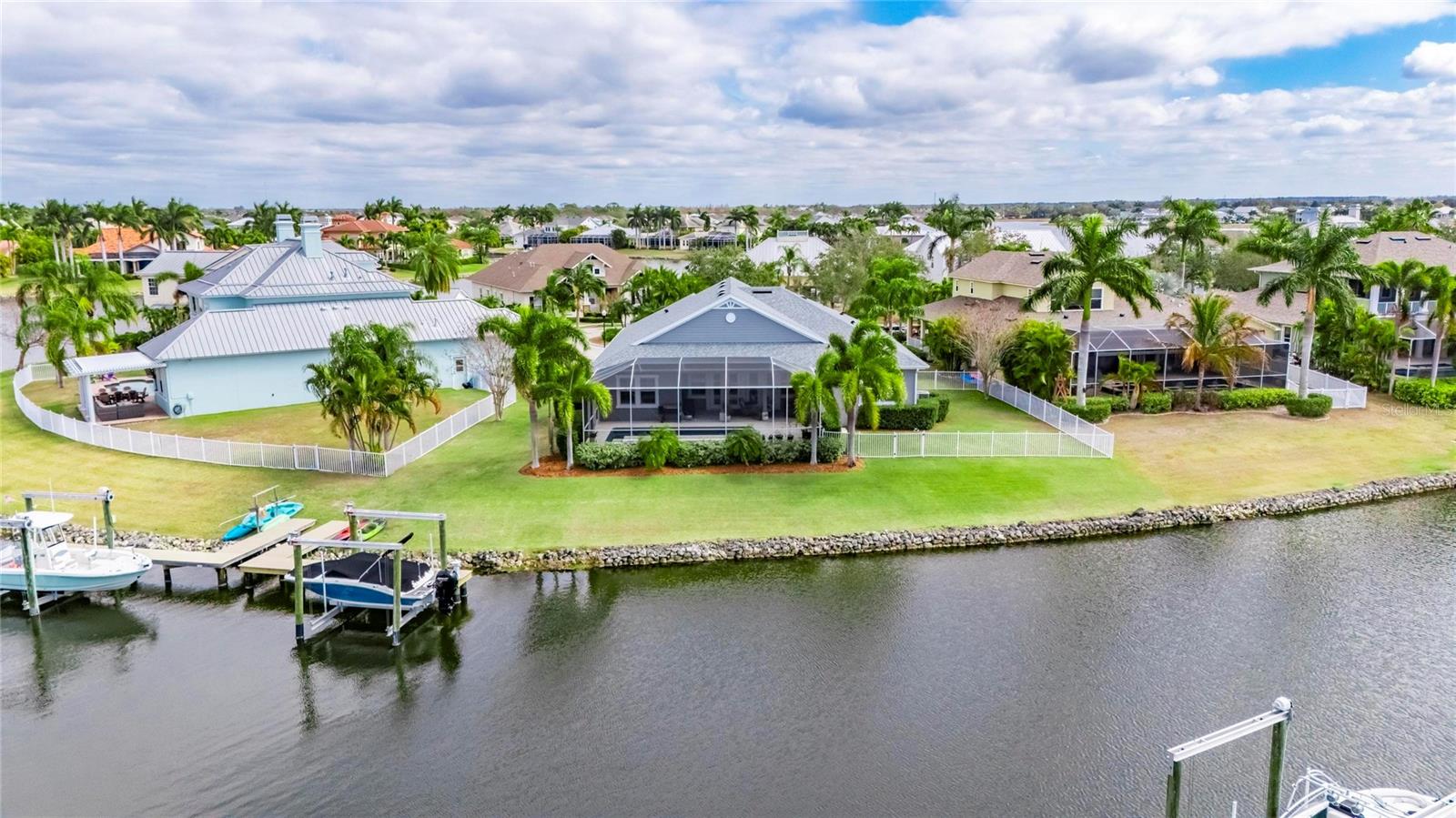 MIRABAY PH 3C-1 - Residential