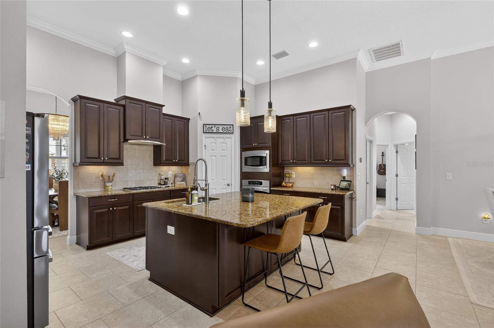 MIRABAY PH 3C-1 - Residential