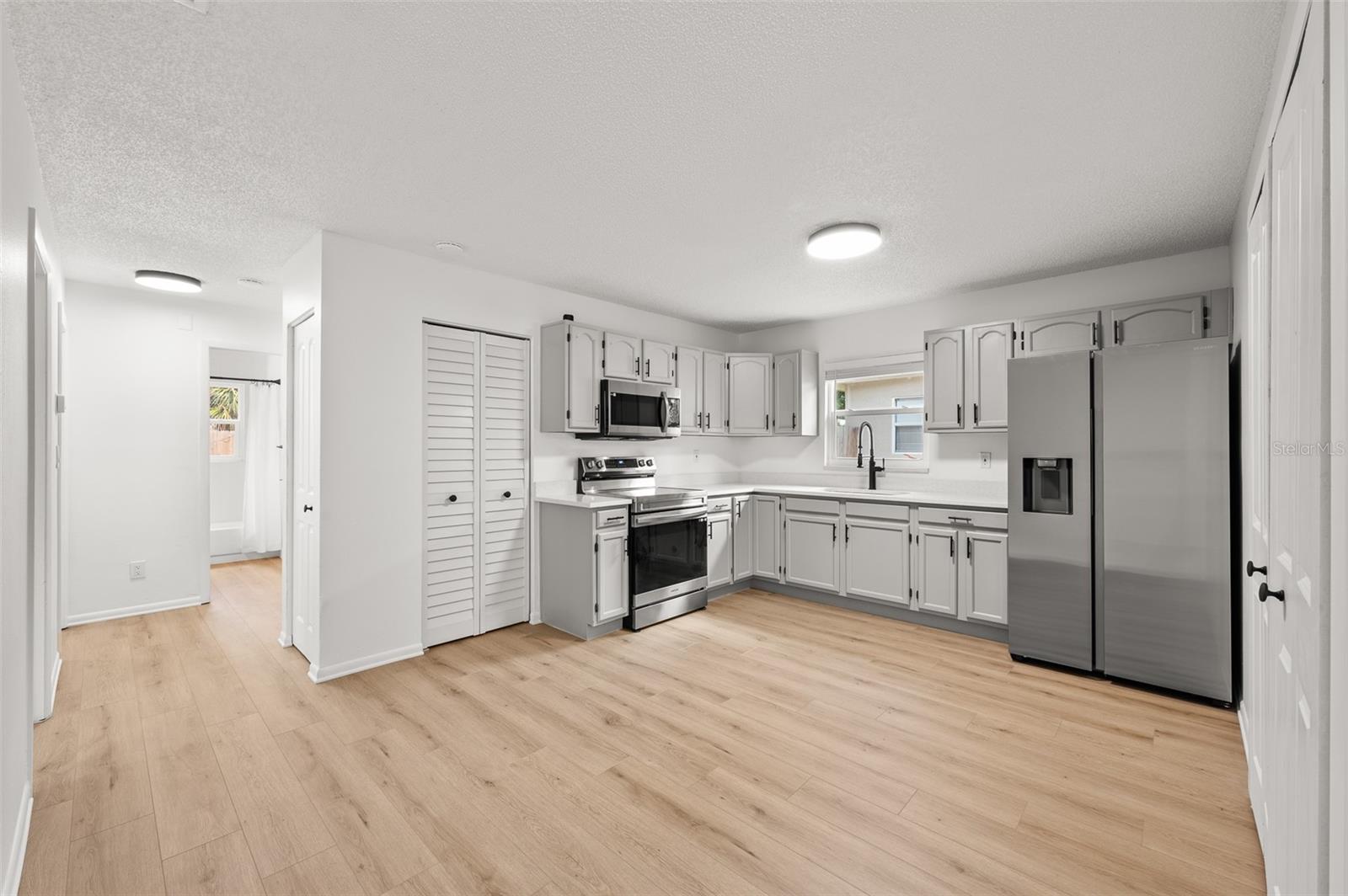 THOMPSON HEIGHTS SUB 1 - Residential