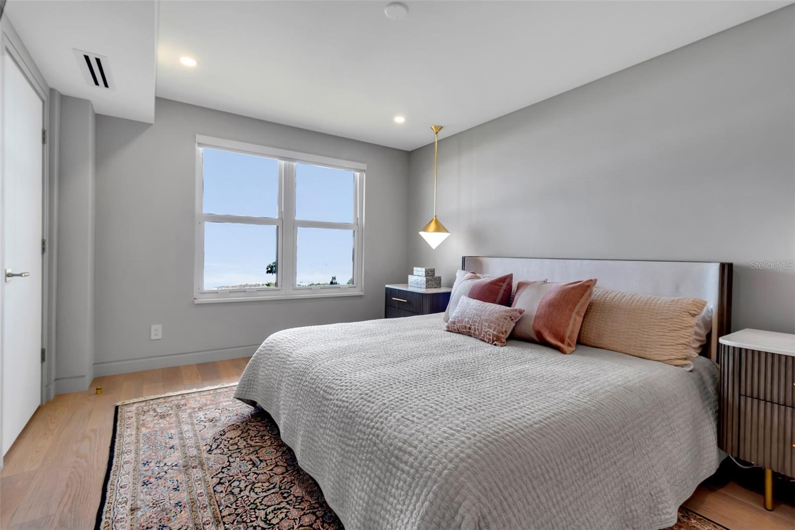 GULF & BAY CLUB PH 6 - Residential