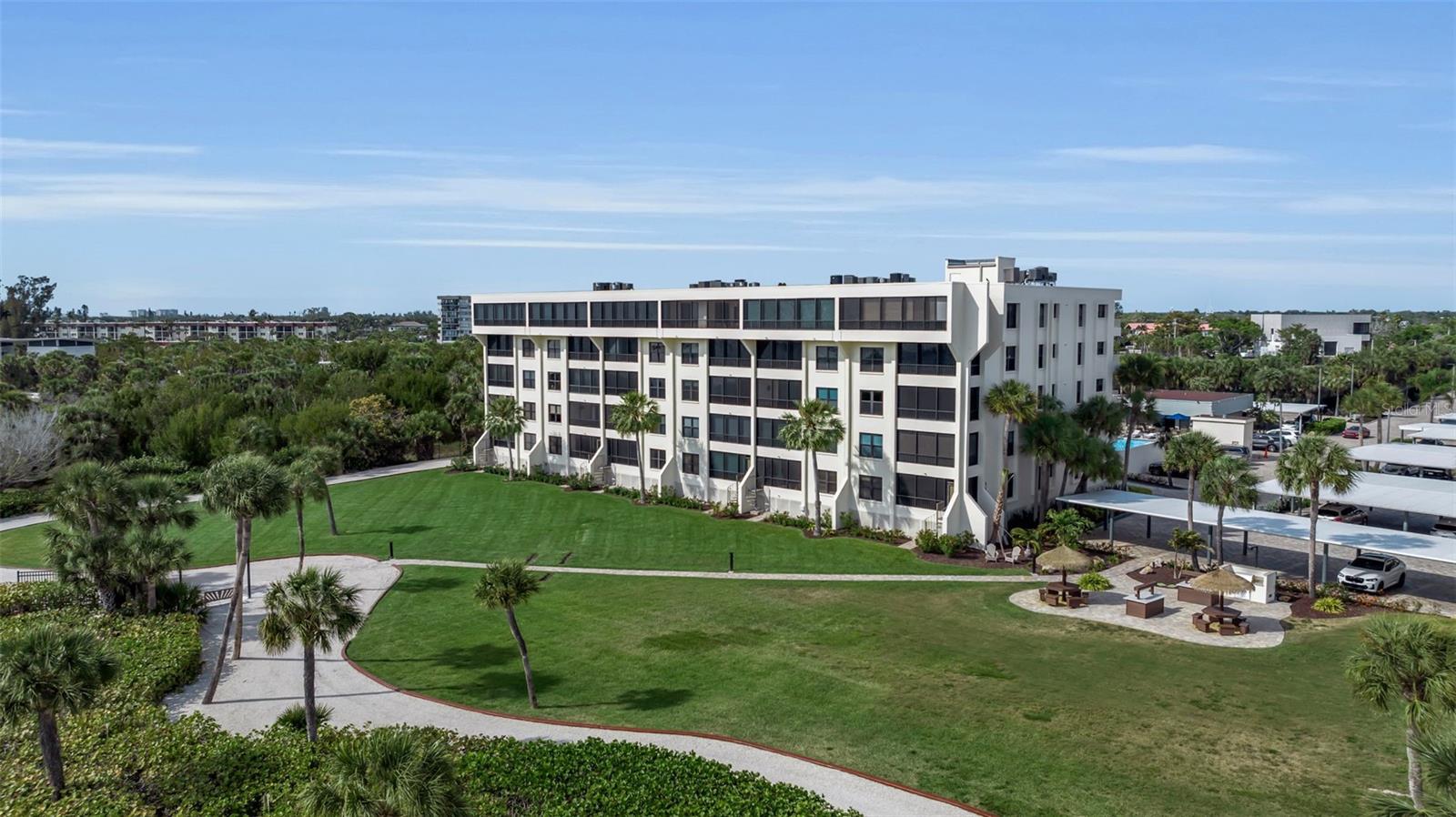 GULF & BAY CLUB PH 6 - Residential