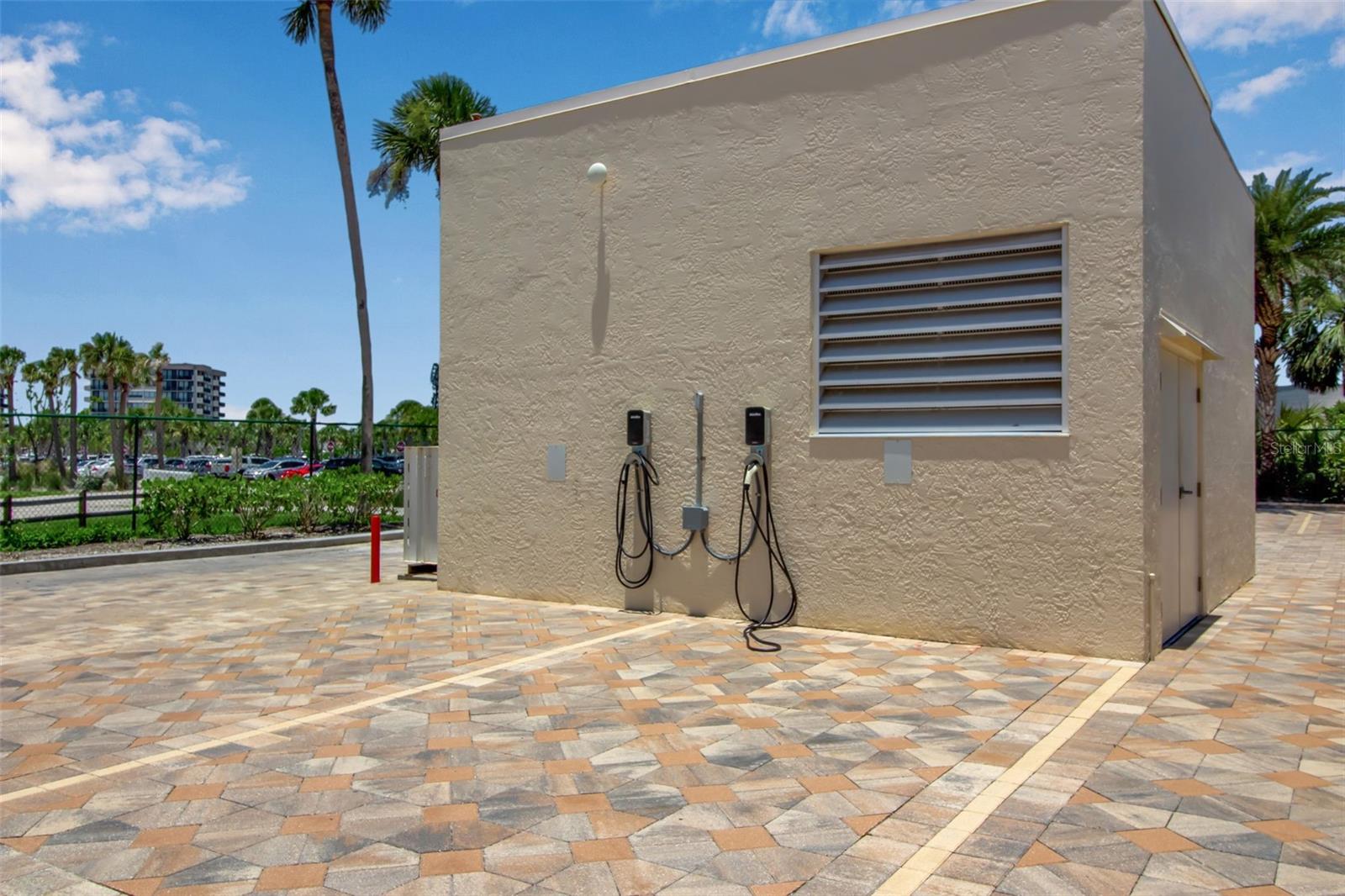 GULF & BAY CLUB PH 6 - Residential