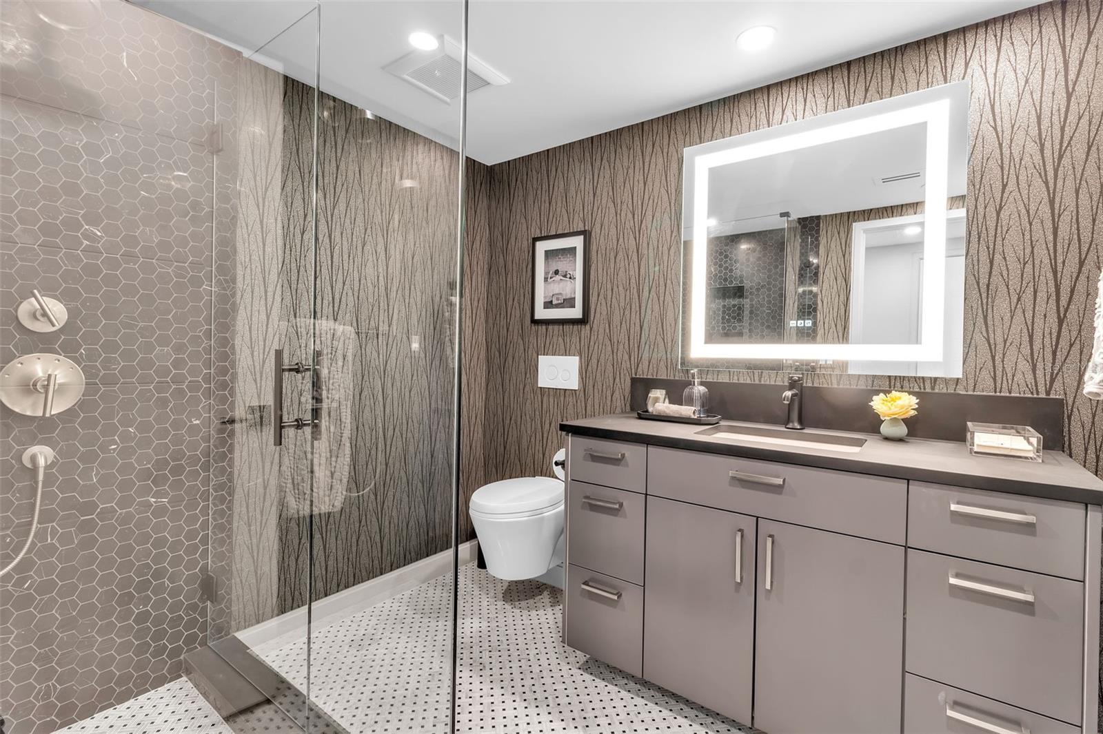 GULF & BAY CLUB PH 6 - Residential