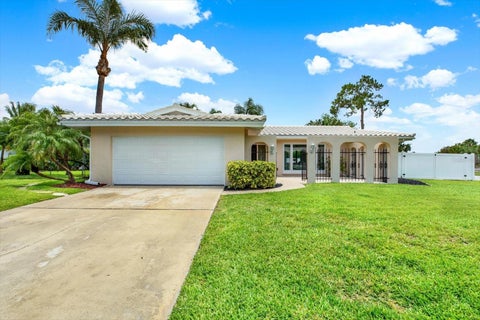 Photo of 14560 Passage Way, Seminole, FL 33776 (MLS # TB8515002)