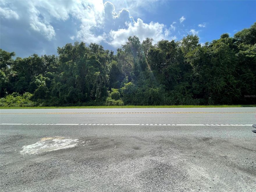 2 parcels included with this sale. 
1ST parcel is located on US HWY 17 1.49 acre PARCEL # 31-12-28-0000-0260-00 
2ND parcel is located directly behind and is 4.92 acres. Parcel # 31-12-28-0000-0430-00

Great location with shopping, banks, restaurants and other local amenities nearby. Crescent Lake(3rd largest fresh water lake in Florida) is less than a half mile from the property. Located in Putnam County, Crescent City is known to be "Bass Capital of the World"   only a 30 minute drive to Palatka; Cleared: No