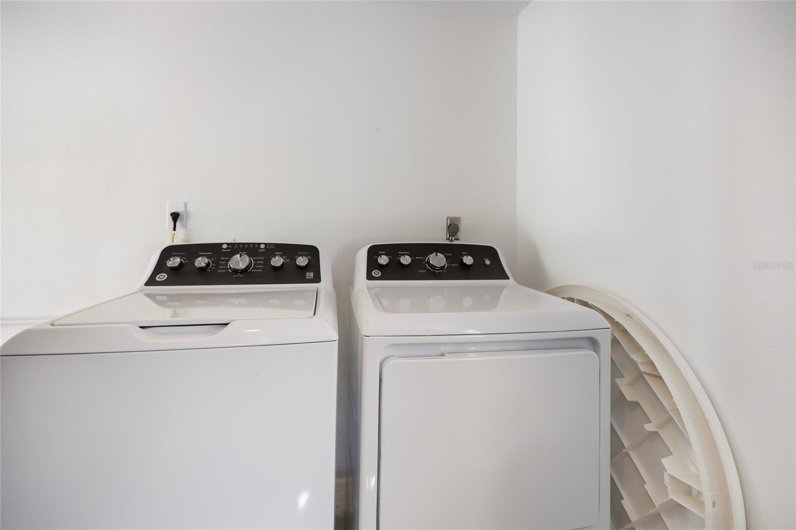 HOLMES BEACH 13TH UNIT - Residential