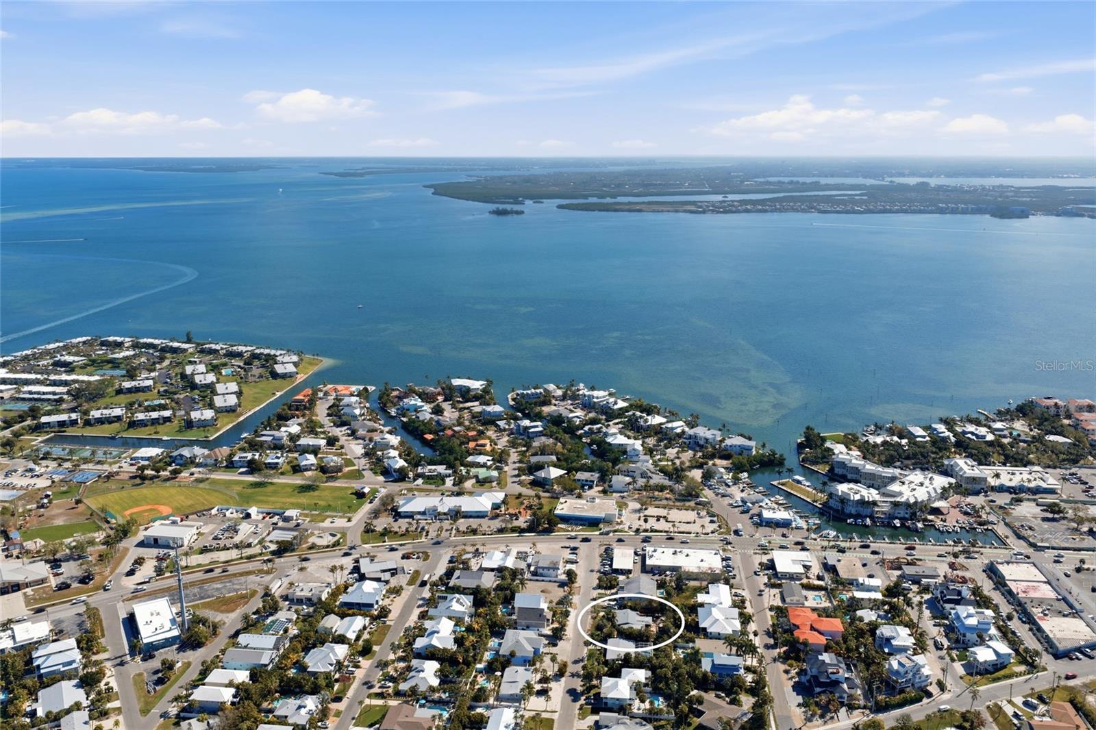 HOLMES BEACH 13TH UNIT - Residential