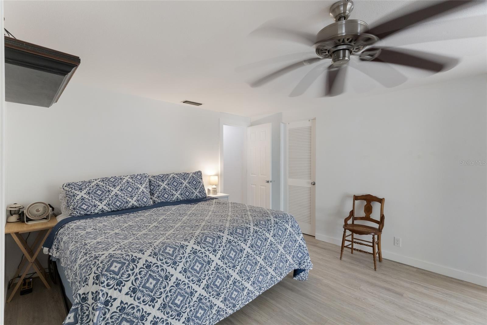 HOLMES BEACH 13TH UNIT - Residential