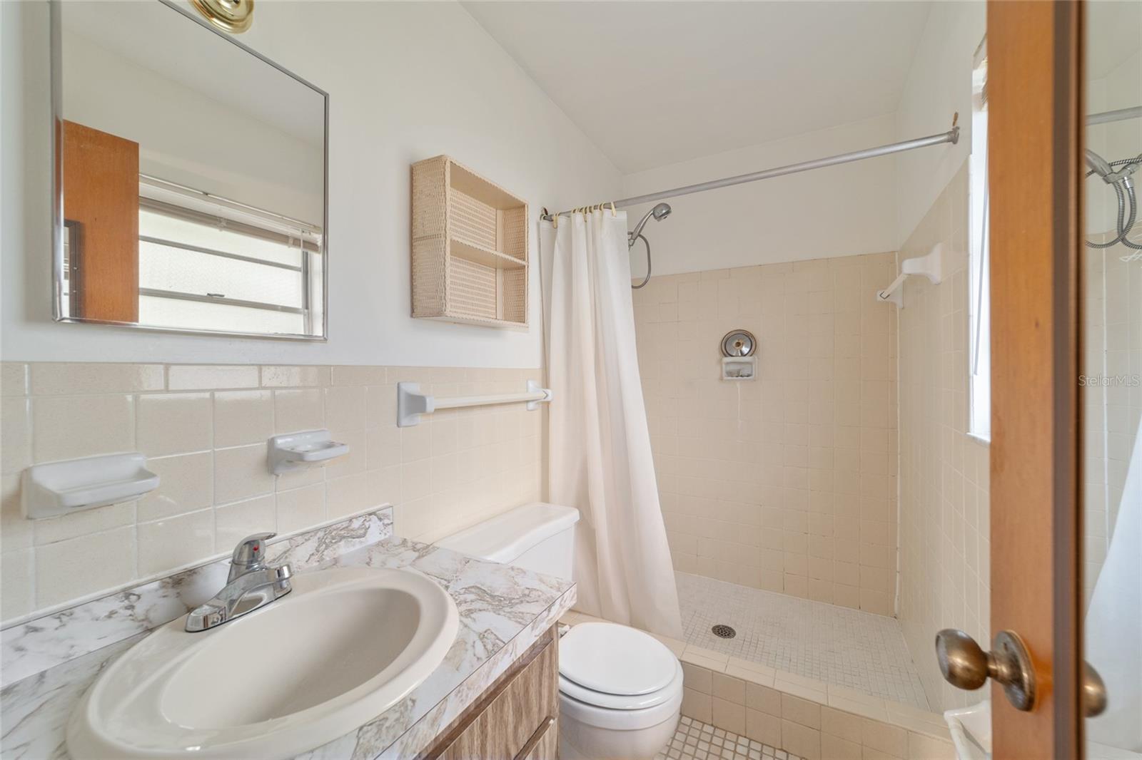 SUNSET HARBOR - Residential