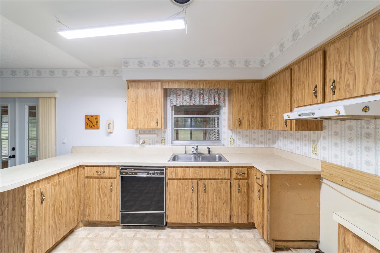 SUNSET HARBOR - Residential