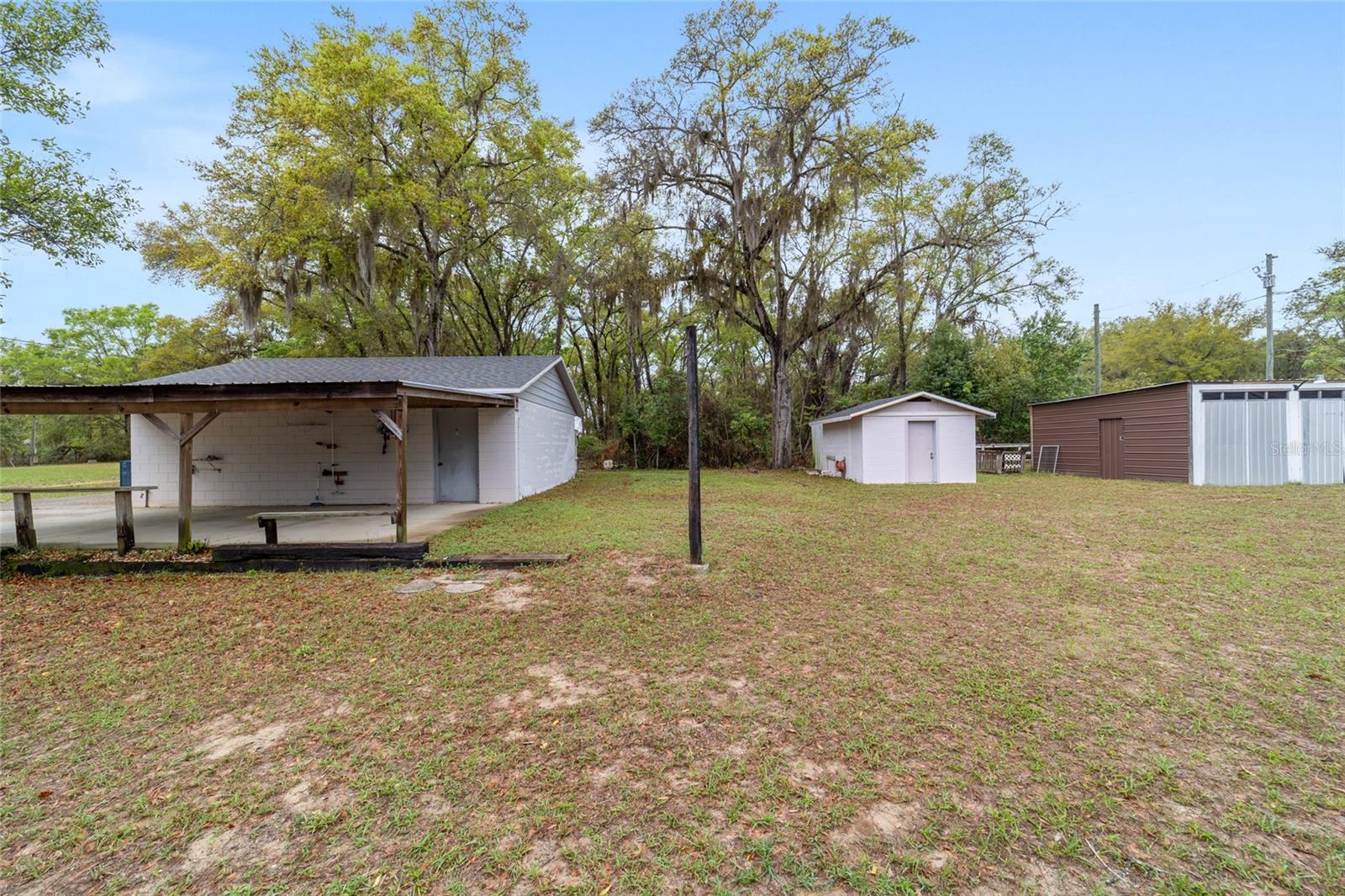 10496 SE SUNSET HARBOR ROAD