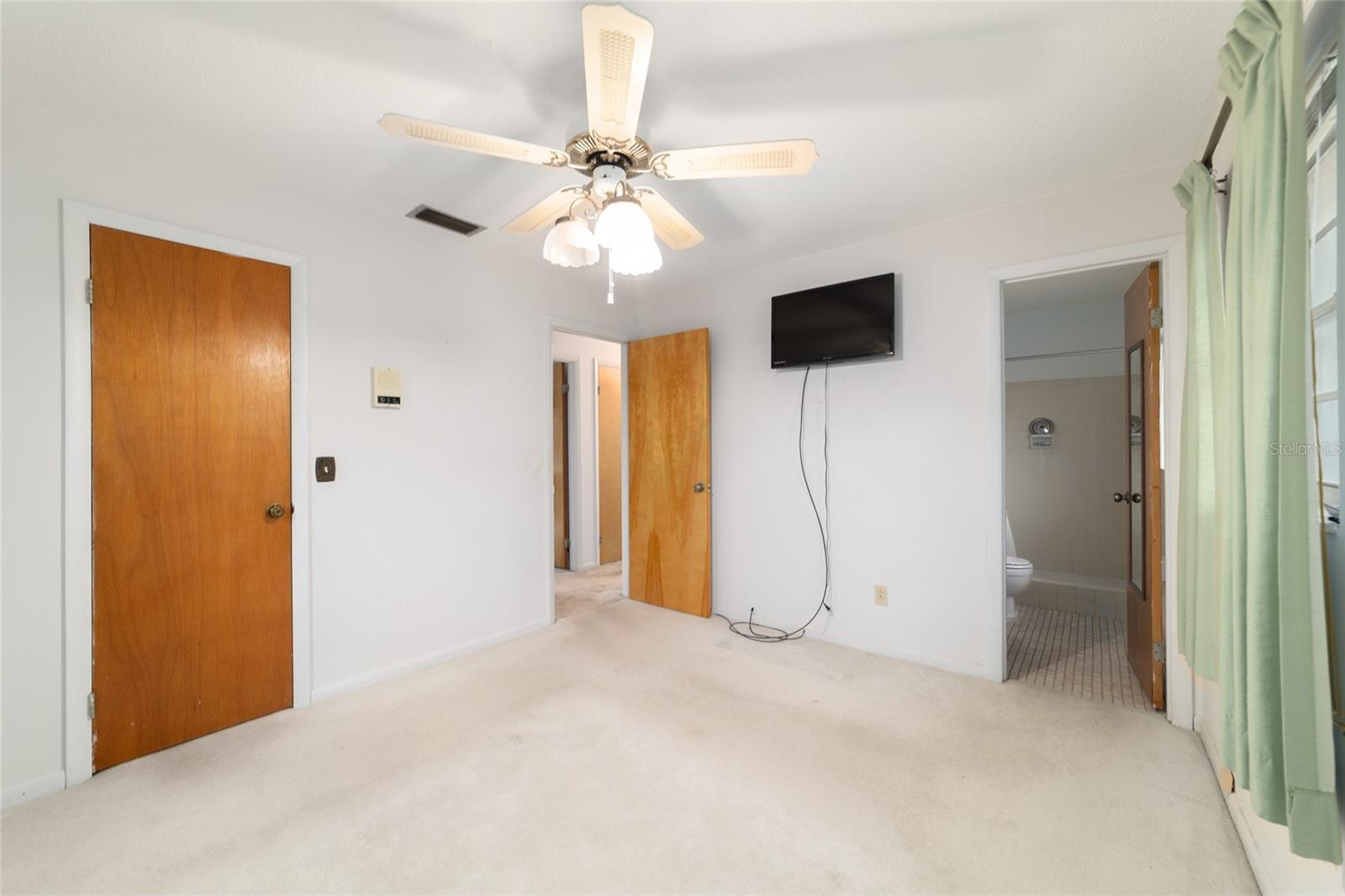 SUNSET HARBOR - Residential