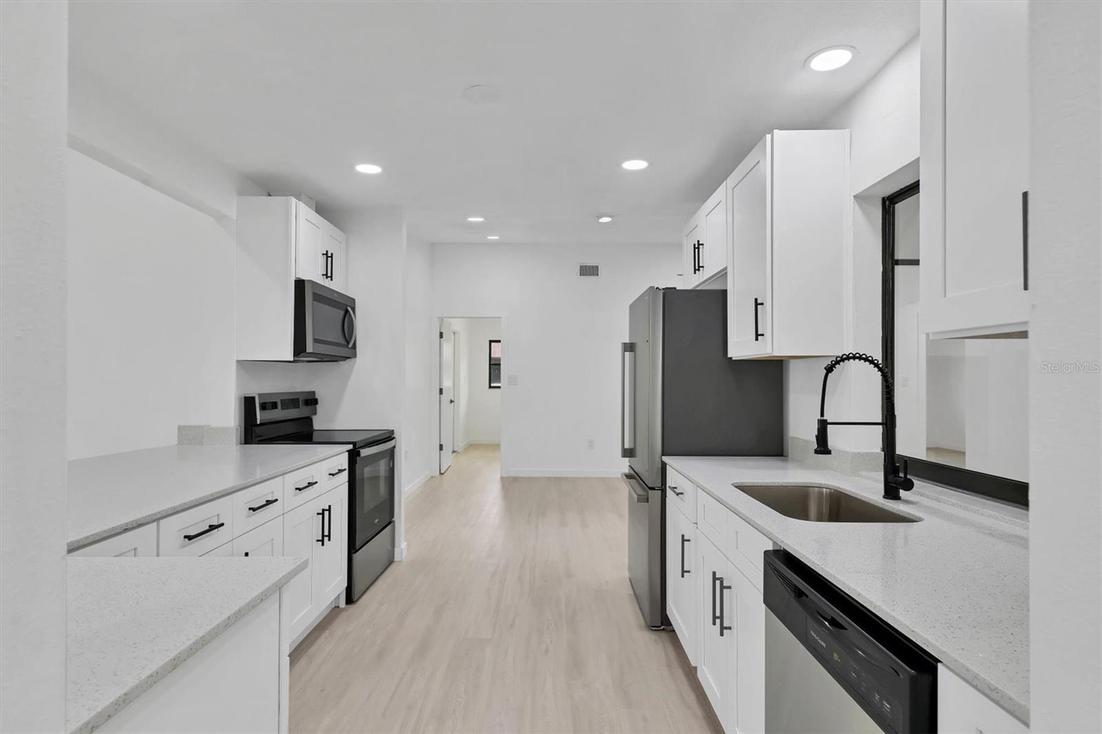 PORT CHARLOTTE SEC 023 - Residential Lease