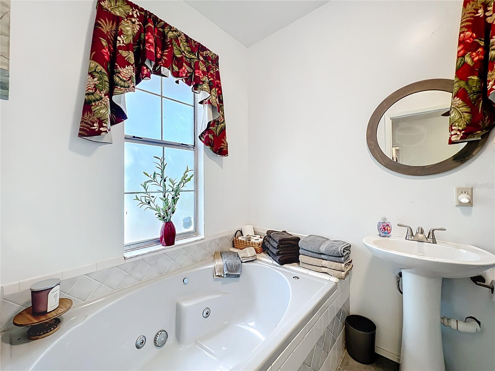 CHRISTMAS PARK FIRST ADD - Residential