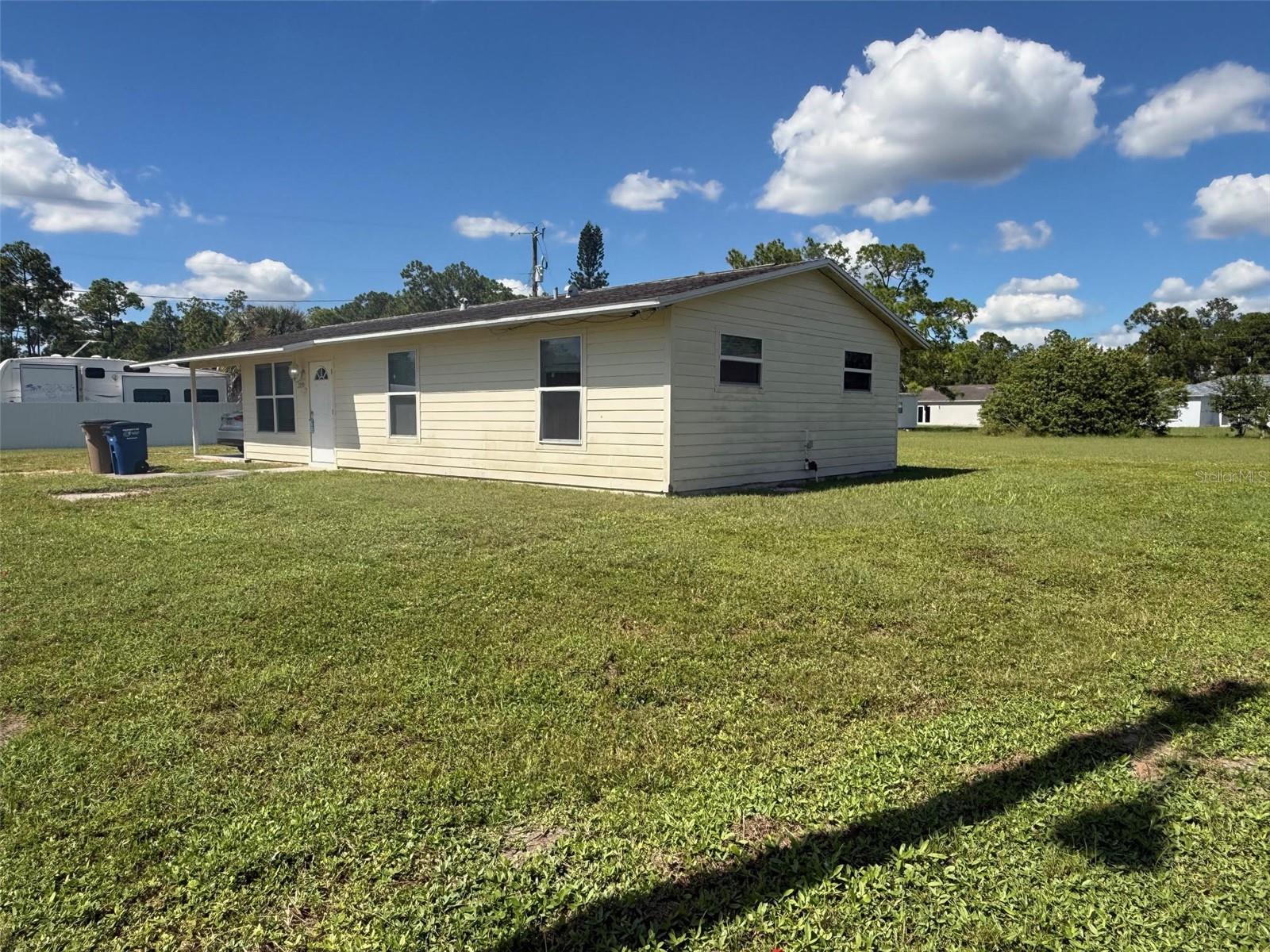 LEHIGH ACRES - Residential