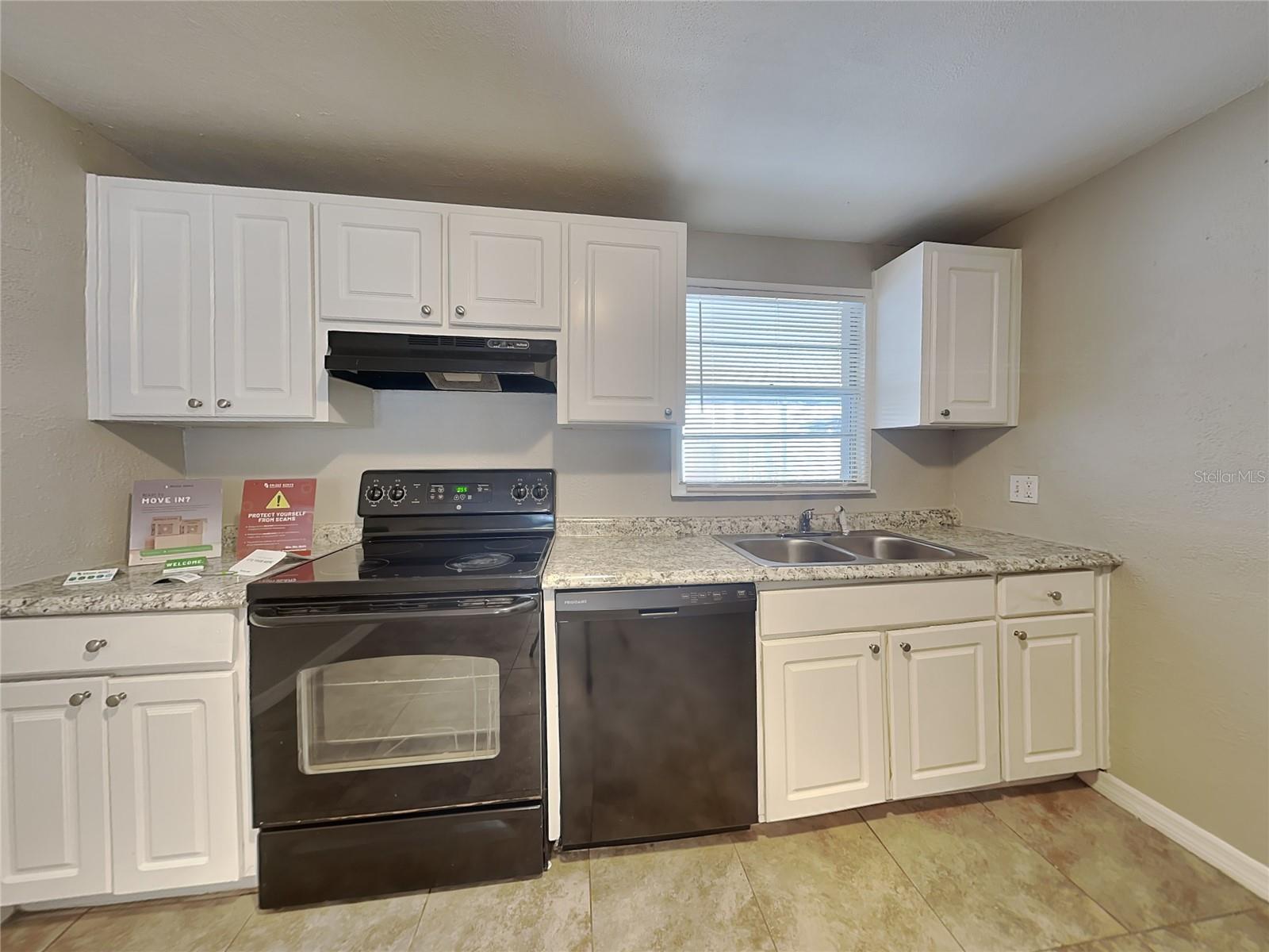 BUFFALO ESTATES UNIT 1 - Residential Lease