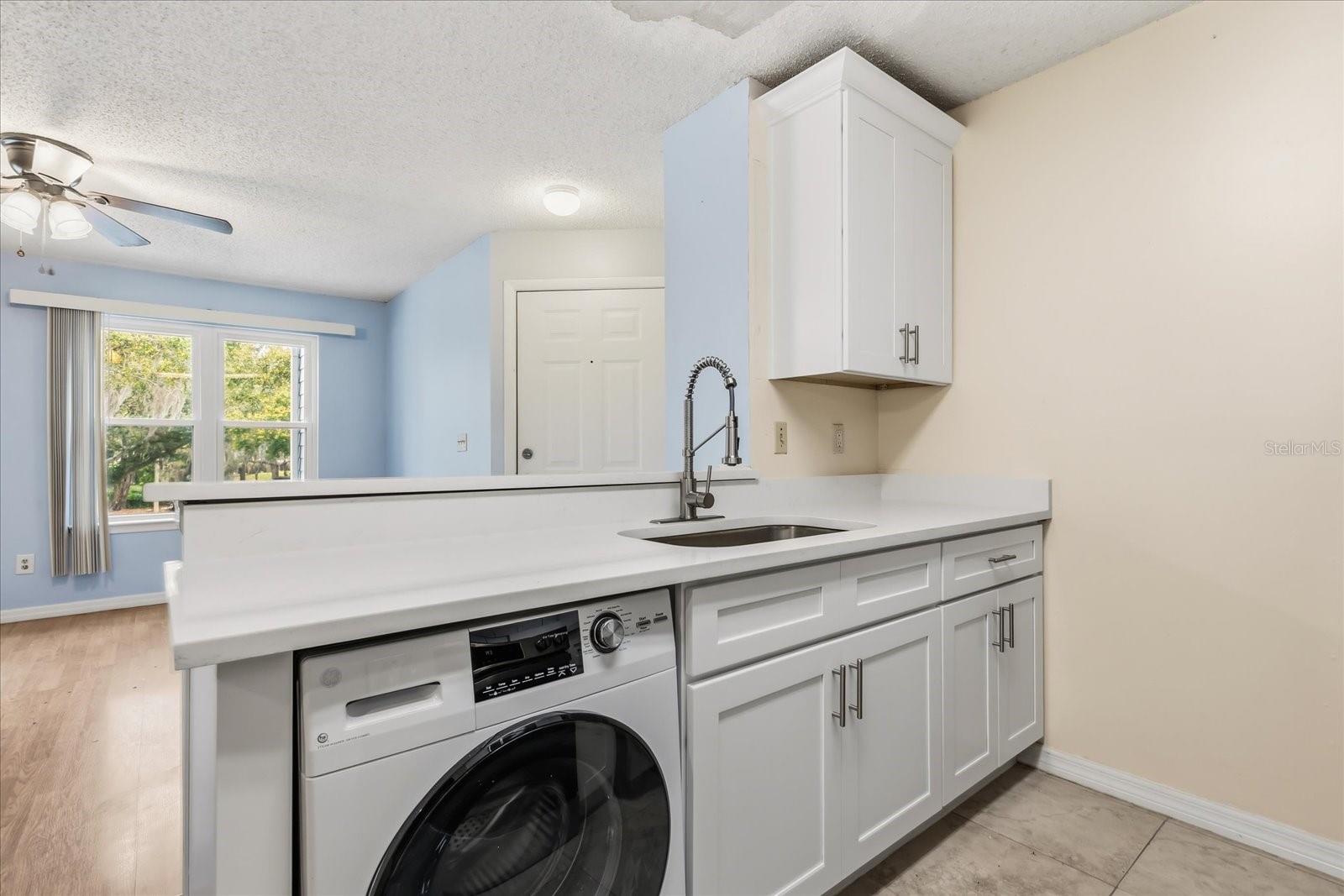 2612 GRASSY POINT DRIVE 208