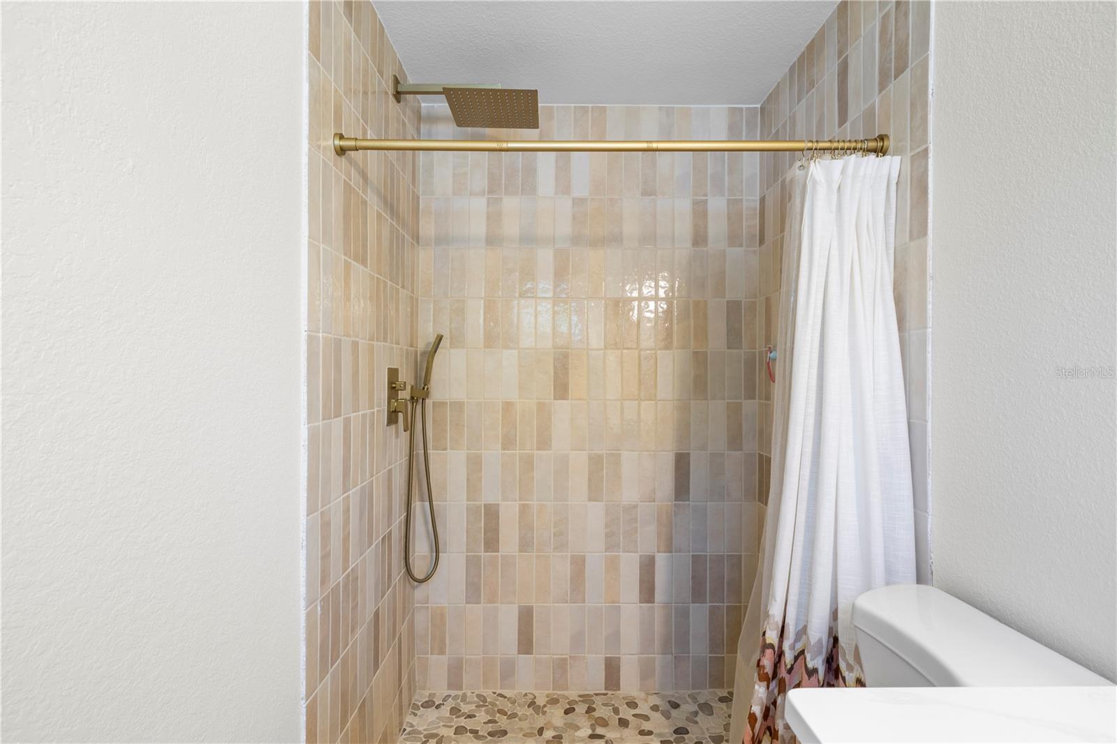 WOODBROOK GARDENS 1ST ADD - Residential