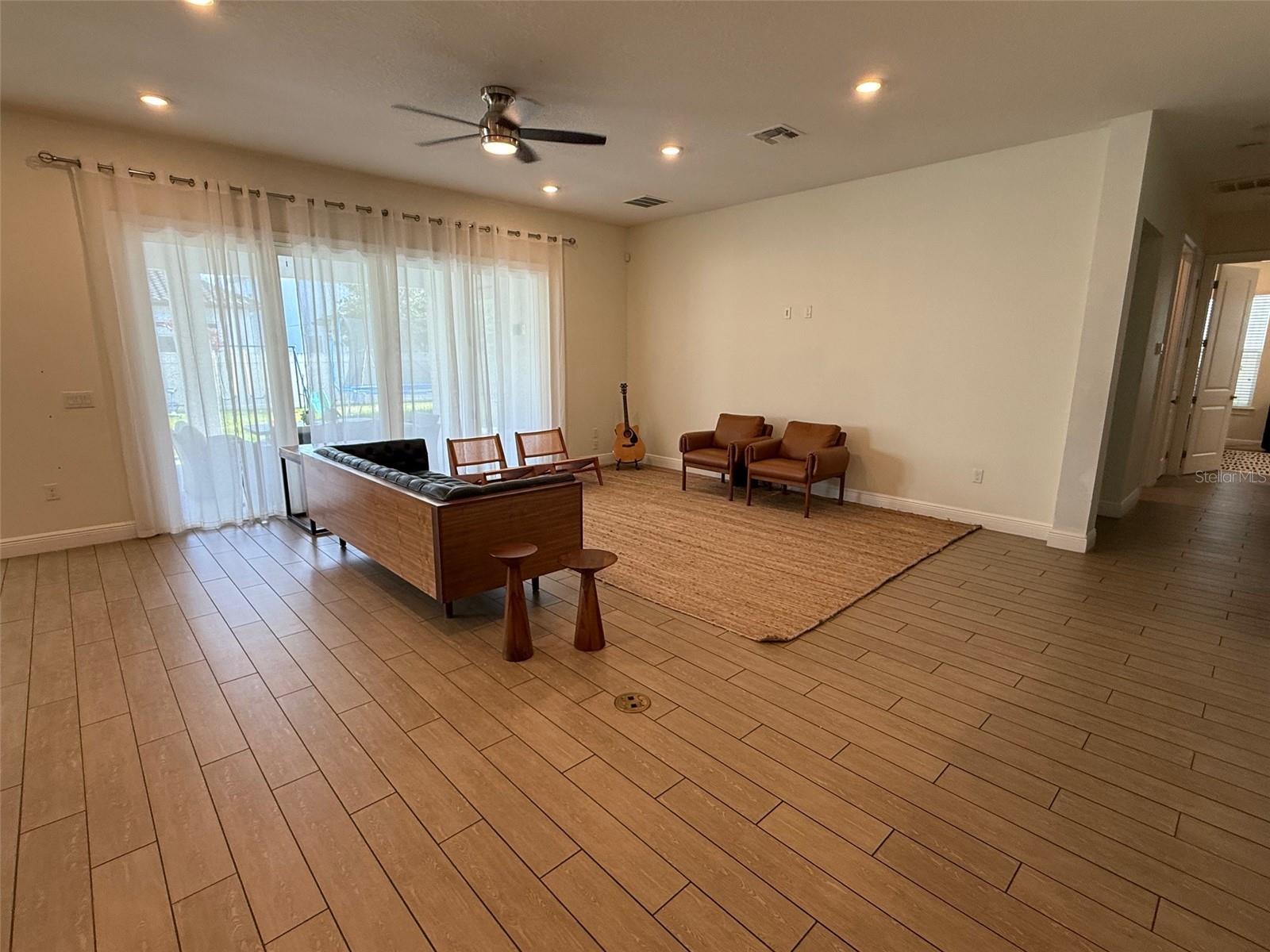 PARKSIDE PH 2 - Residential Lease