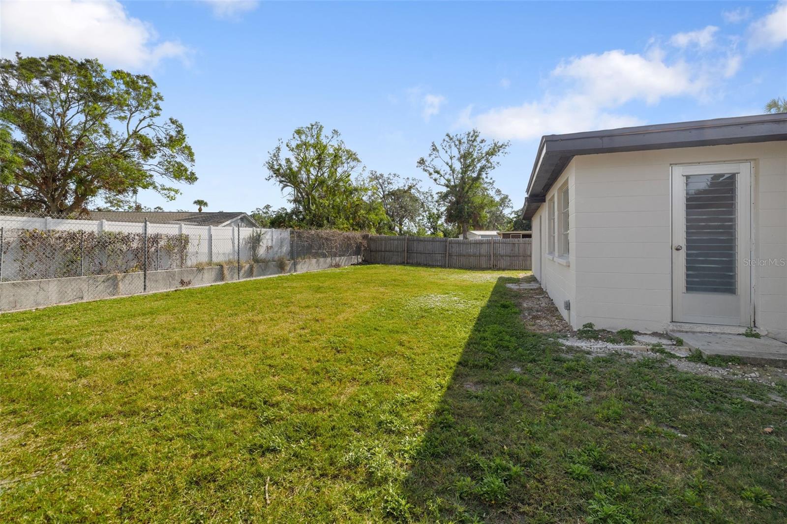 DENHAM ACRES - Residential Lease