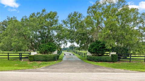 Tiny photo for 12006 North Magnolia Avenue, Ocala, FL 34475 (MLS # OM732961)