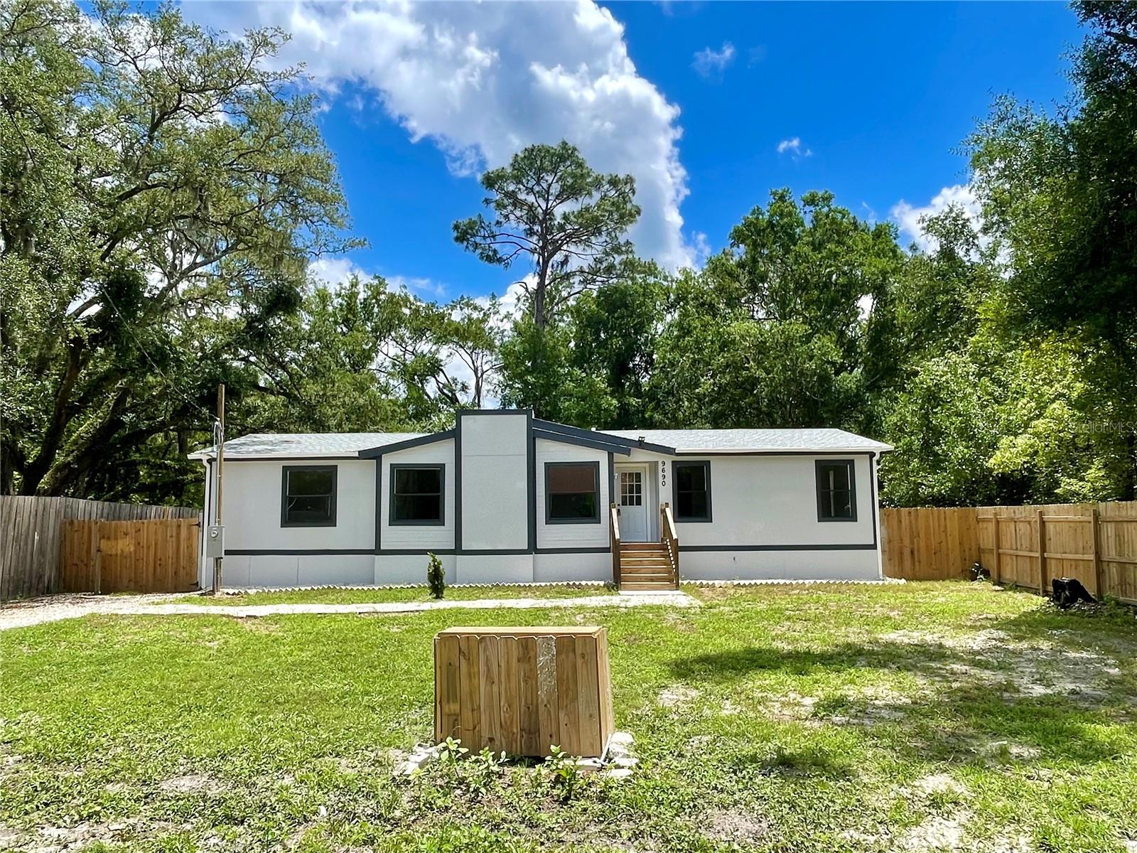 Listing image 1