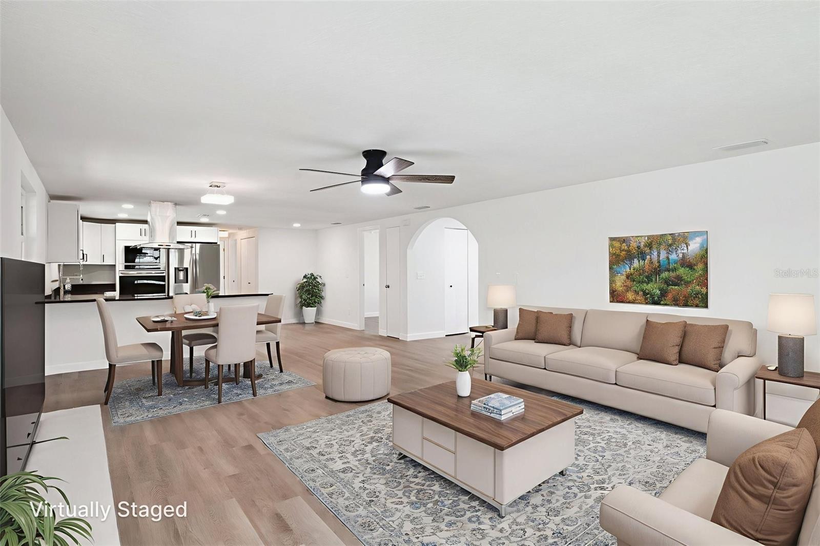928 SPINDLE PALM WAY