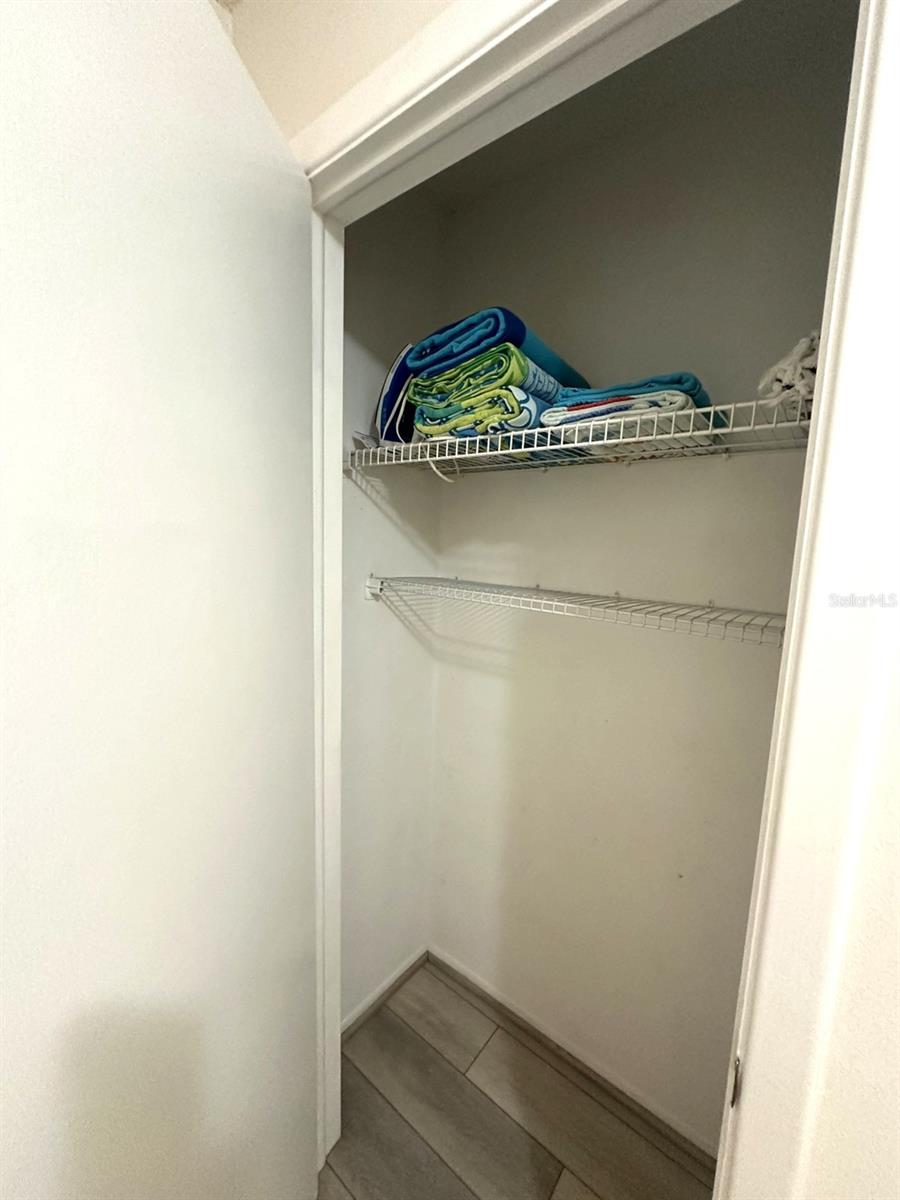 DOVE HOLLOW-UNIT I - Residential