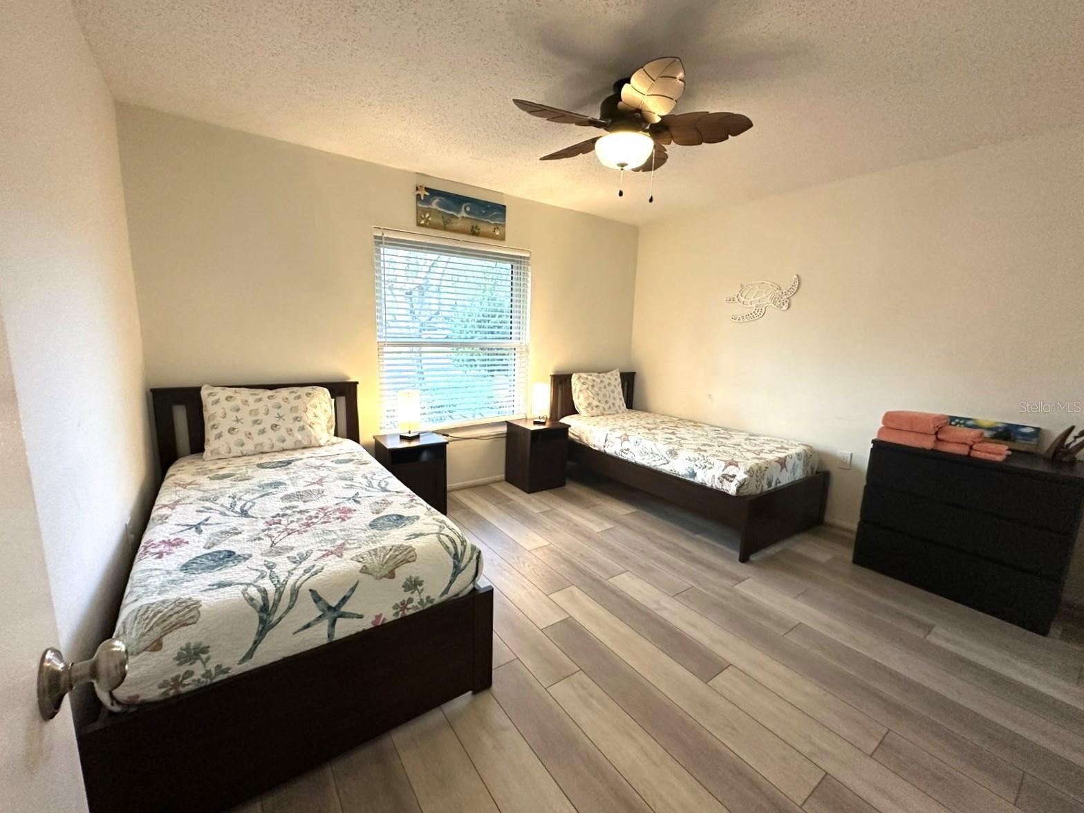 DOVE HOLLOW-UNIT I - Residential