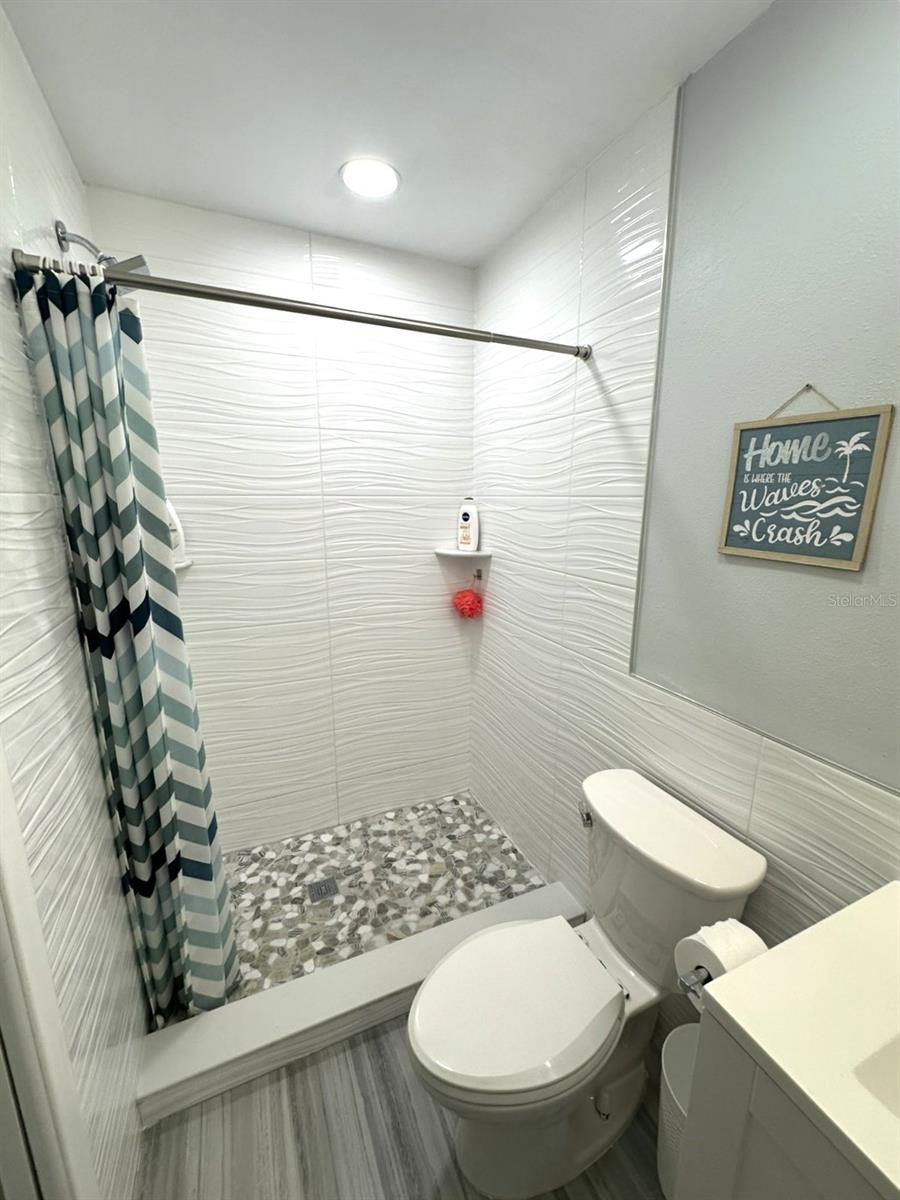 DOVE HOLLOW-UNIT I - Residential