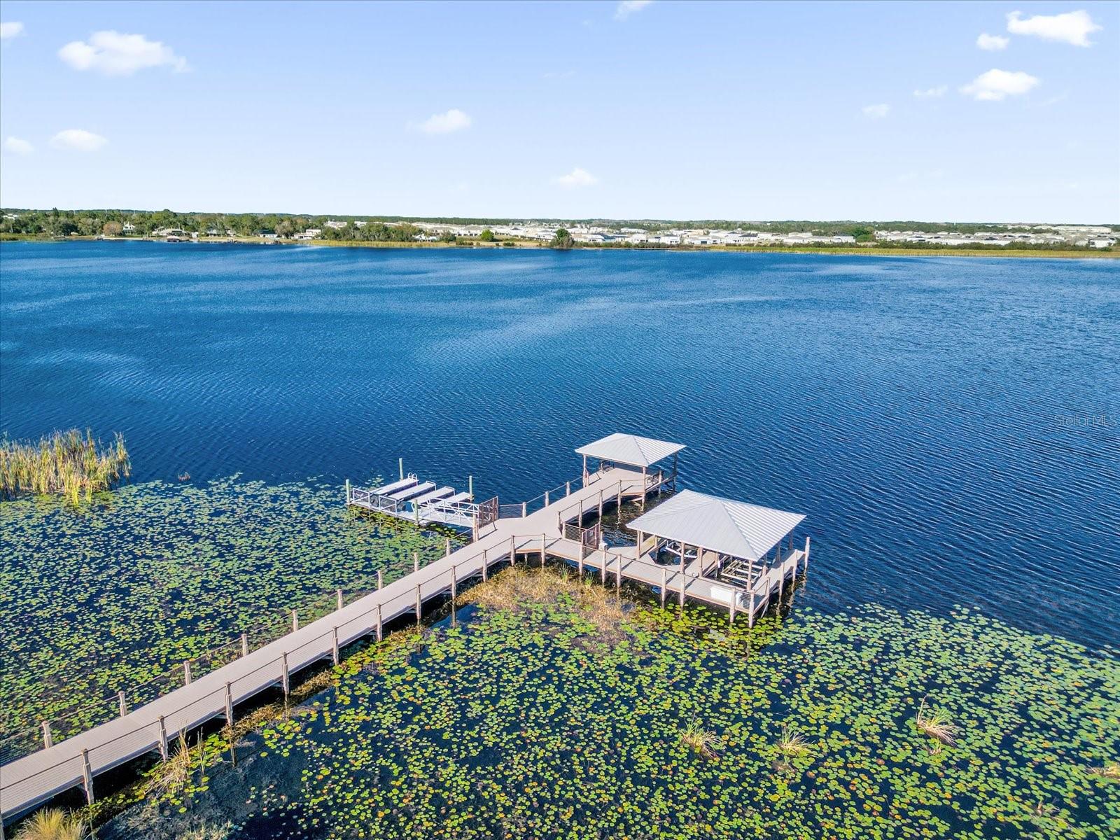 NORTHWEST LAKESIDE GROVES - Residential