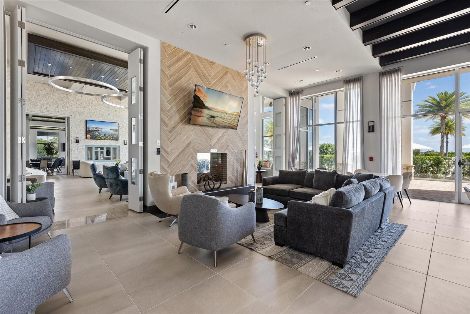 NORTHWEST LAKESIDE GROVES - Residential