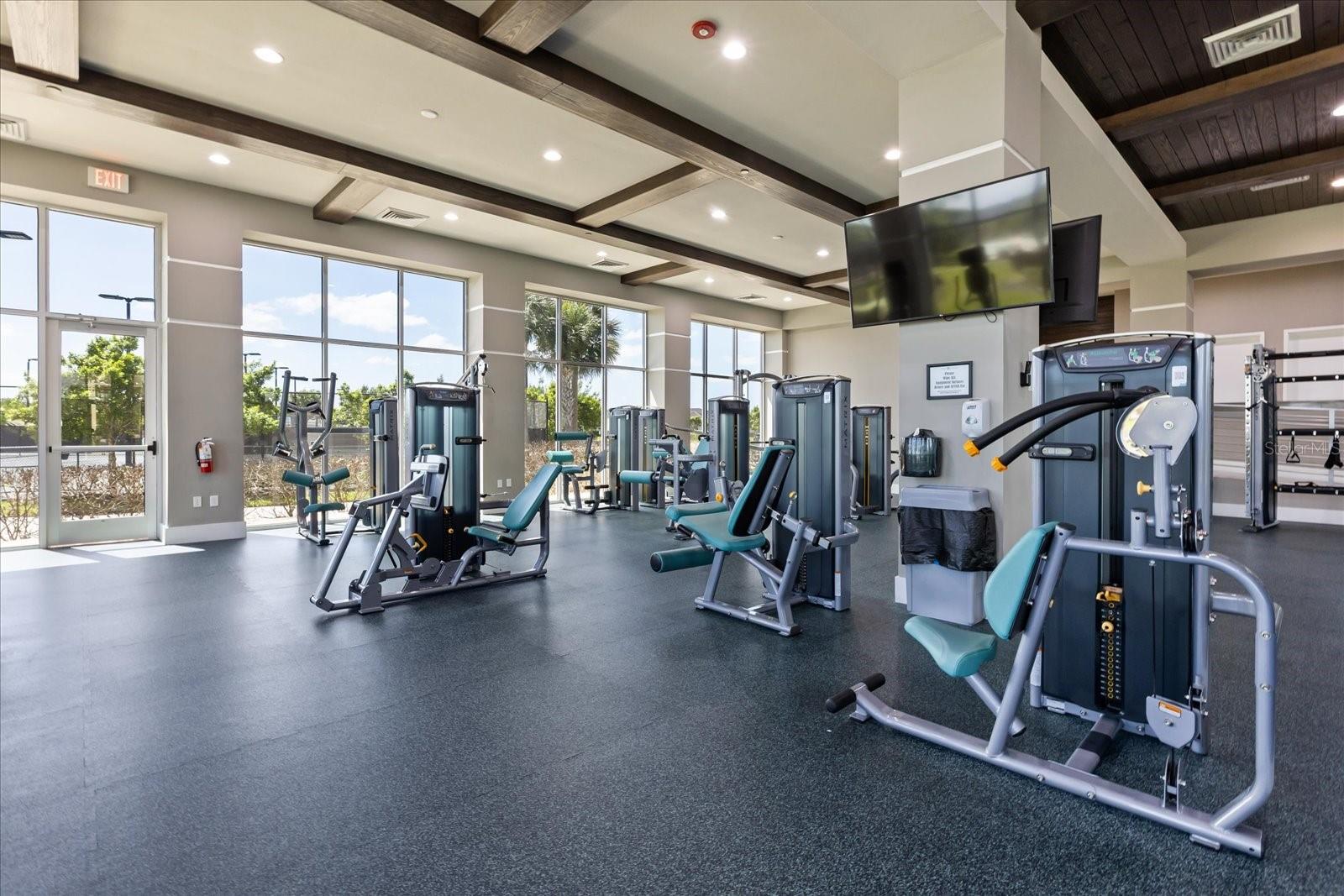 NORTHWEST LAKESIDE GROVES - Residential