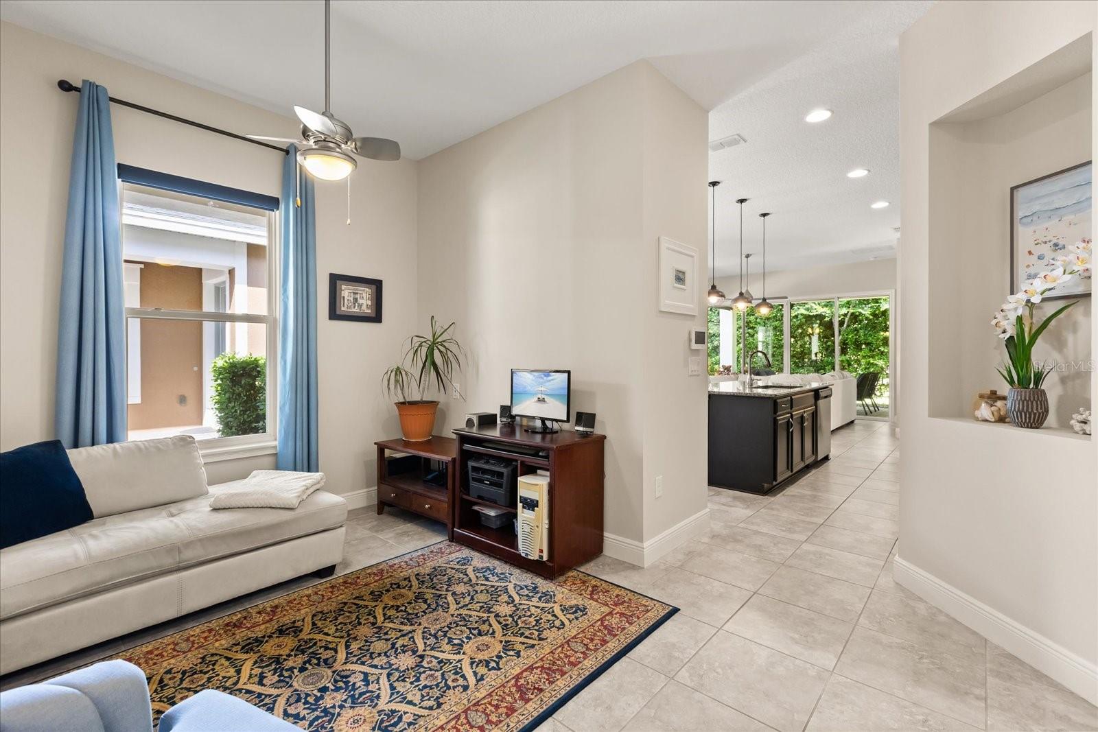 NORTHWEST LAKESIDE GROVES - Residential